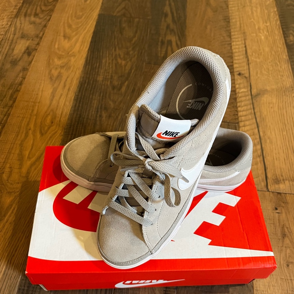 Nike Court Legacy Suede Men’s Shoes, size 9